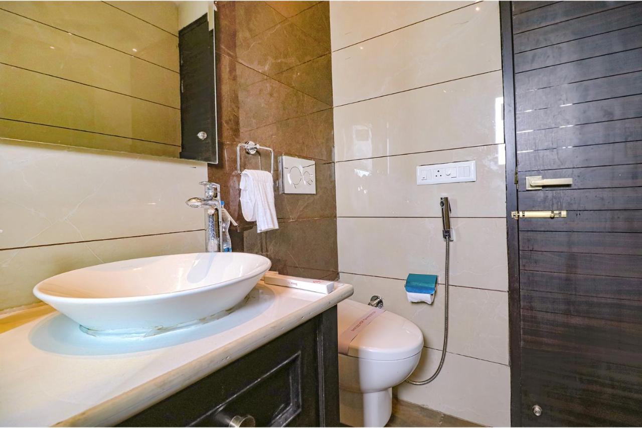 Fabhotel K9 Villa Ludhijána Exteriér fotografie